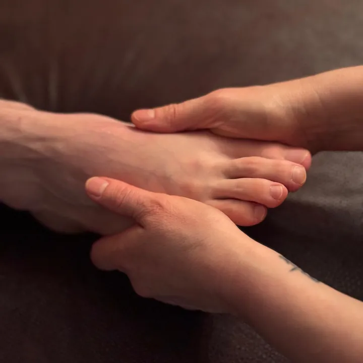 Fuß- und Handreflexzonenmassage